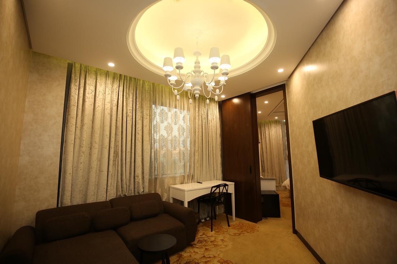 Crown Crystal Hotel Shanghai Buitenkant foto
