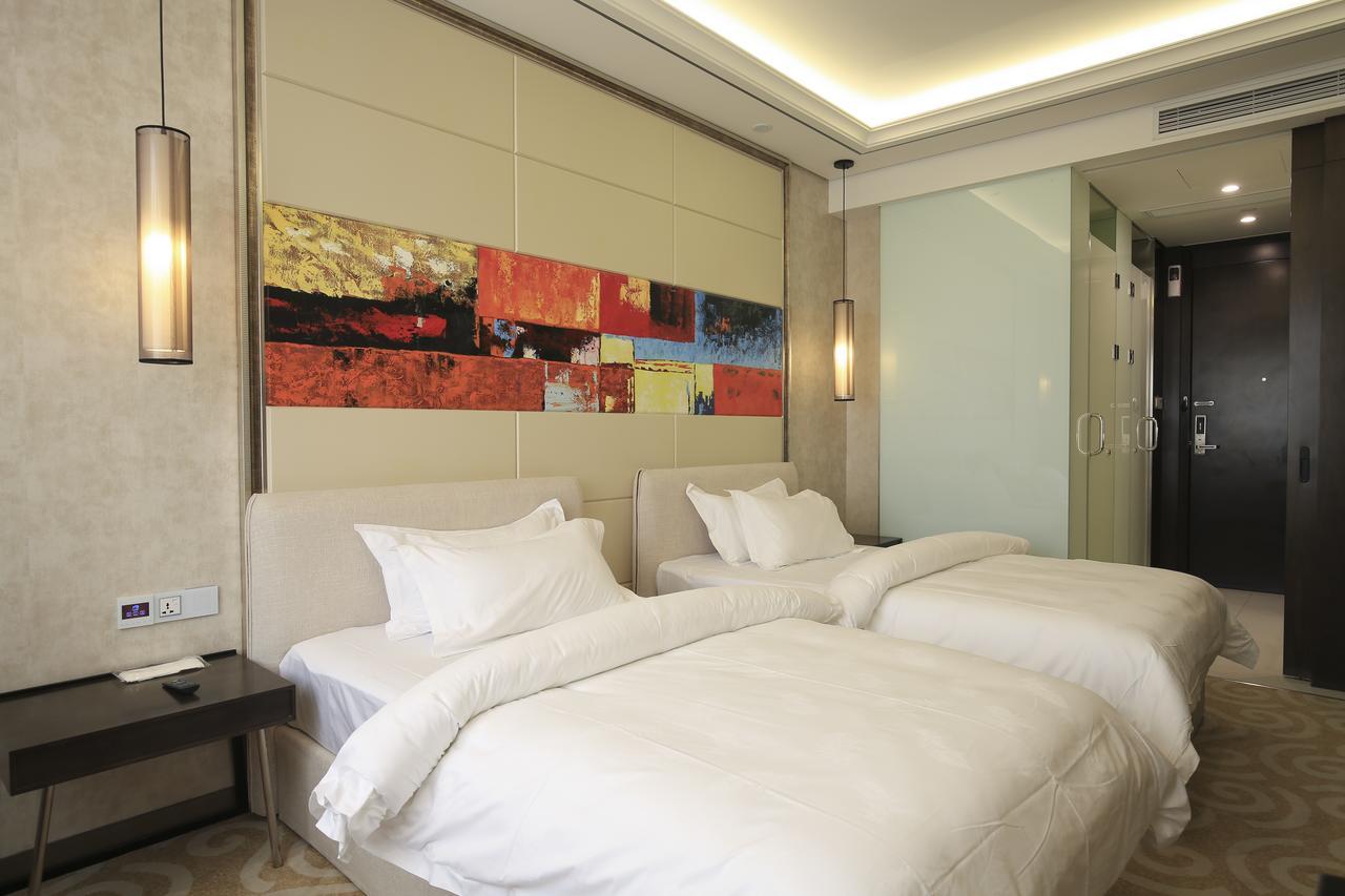 Crown Crystal Hotel Shanghai Buitenkant foto