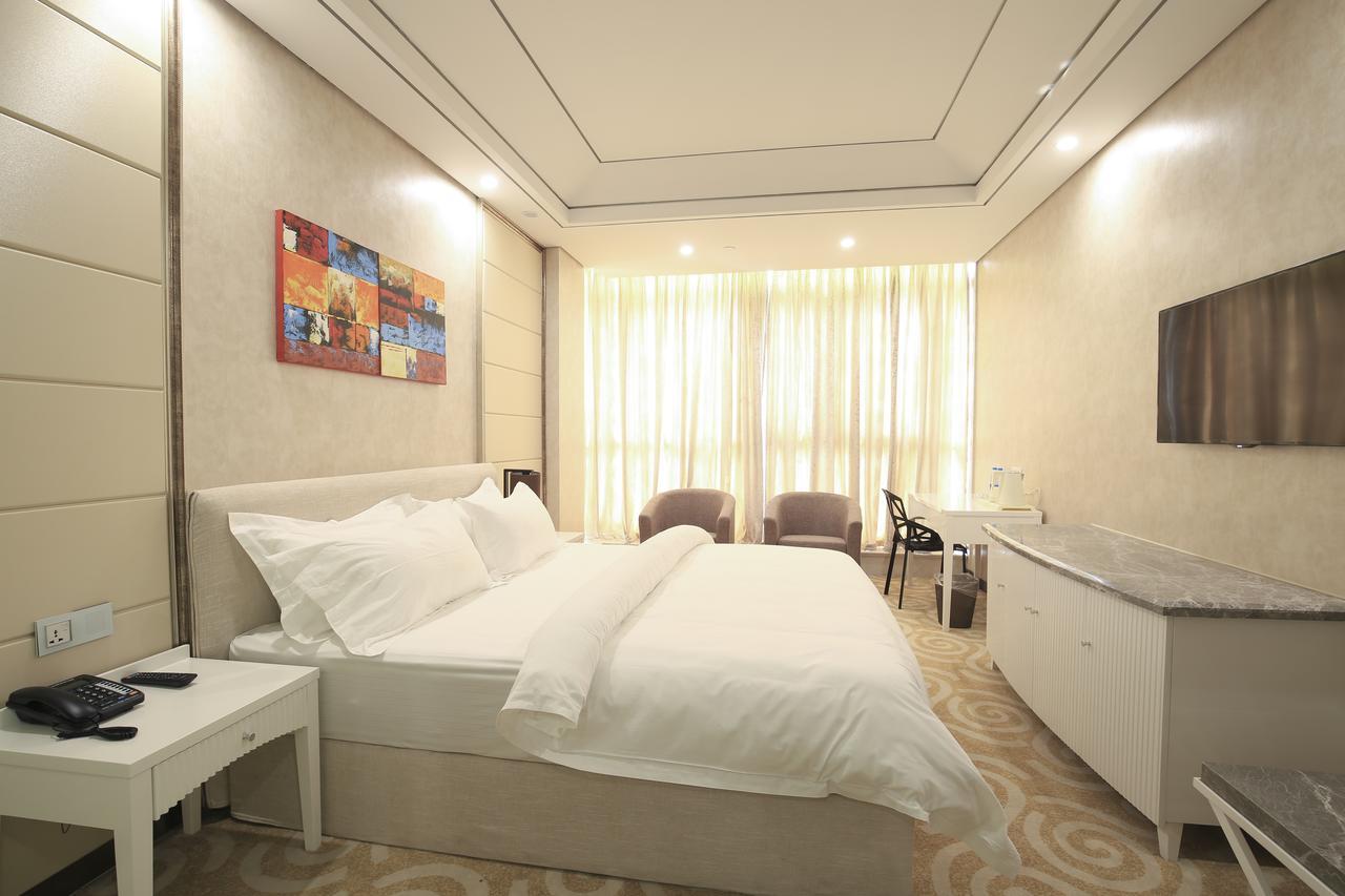 Crown Crystal Hotel Shanghai Buitenkant foto